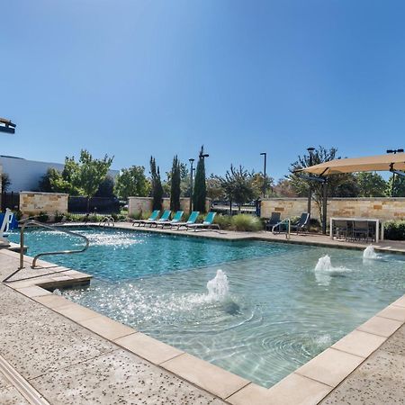 Home2 Suites By Hilton Dallas Addison Exterior foto