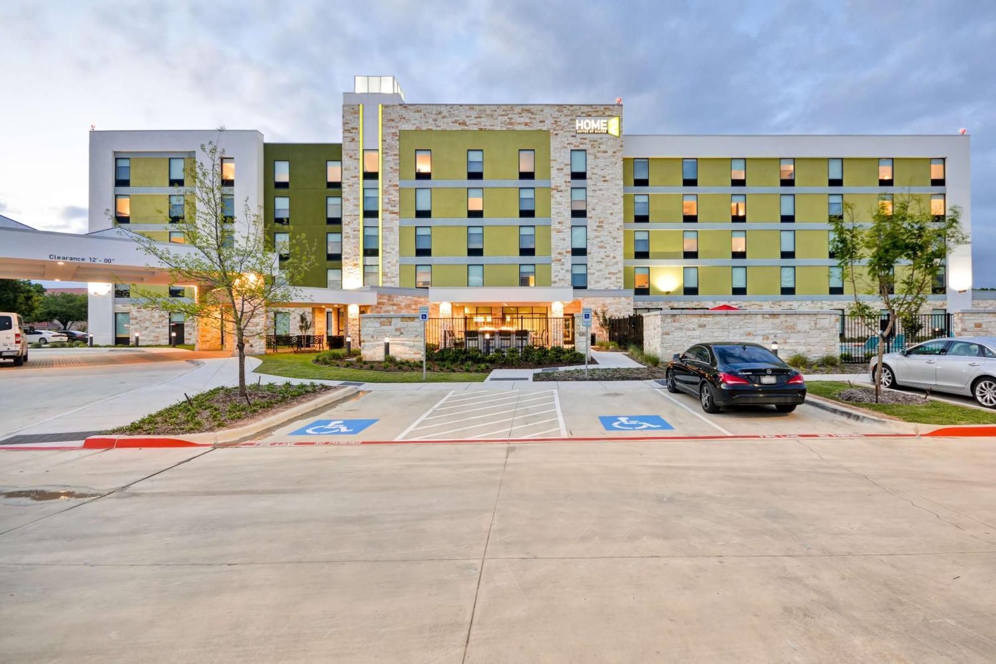 Home2 Suites By Hilton Dallas Addison Exterior foto